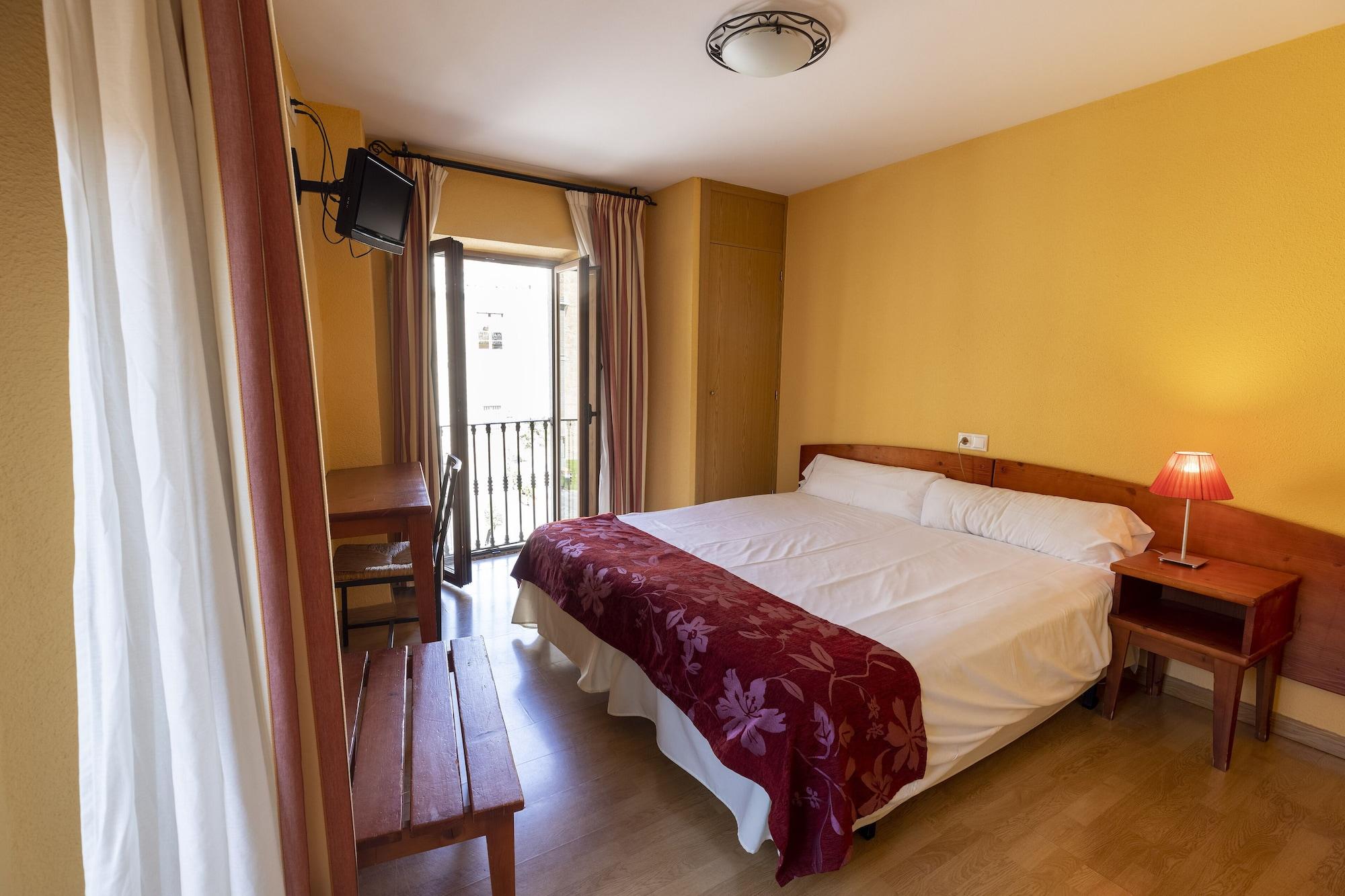 Restaurante Puerta Del Alcazar Guest house